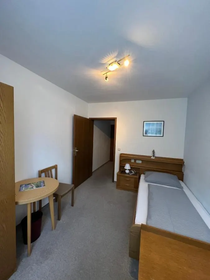 Hotel-Gasthof Deutschmeister Donauwörth 2*,  Deutschland